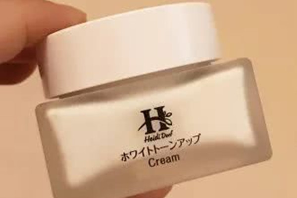 popberry素顏霜有幾個(gè)色號 popberry素顏霜值得買嗎