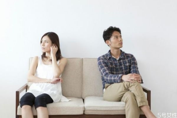 男生該如何挽回女朋友 挽回過程中的三法則 男生該如何挽回女朋友 挽回過程中的三法則