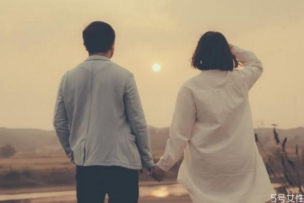 懷疑老公外面有人怎么辦 發(fā)現老公有外遇應該怎么處理