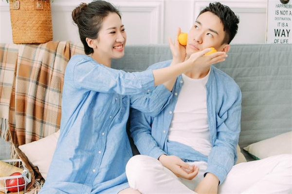 男友媽媽過生日女生要發(fā)紅包嗎 男朋友媽媽過生日發(fā)多少紅包合適 男友媽媽過生日女生要發(fā)紅包嗎 男朋友媽媽過生日發(fā)多少紅包合適