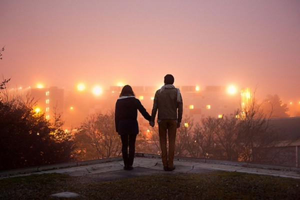 異地戀沒有安全感怎么辦 異地戀沒有安全感還要談嗎