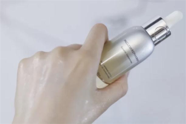 英樹(shù)鎏光瓶一瓶能用多久 英樹(shù)鎏光瓶適合什么膚質(zhì)