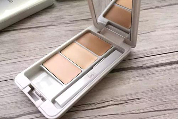 marcheur遮瑕膏好用嗎？ipsa三色遮瑕膏平價(jià)替代