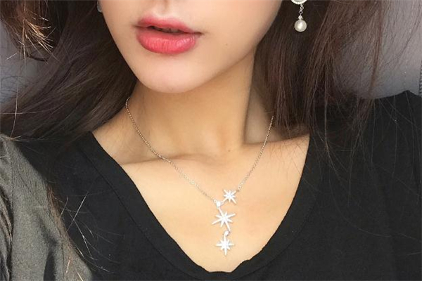 apm六芒星項(xiàng)鏈怎么調(diào)節(jié)大小 apm六芒星項(xiàng)鏈怎么打開 apm六芒星項(xiàng)鏈怎么調(diào)節(jié)大小 apm六芒星項(xiàng)鏈怎么打開