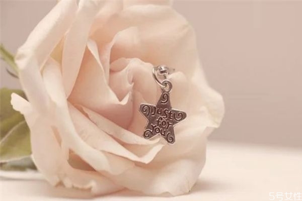 兩個(gè)孩子老公出軌還會回來嗎 男人出軌心還會回來嗎