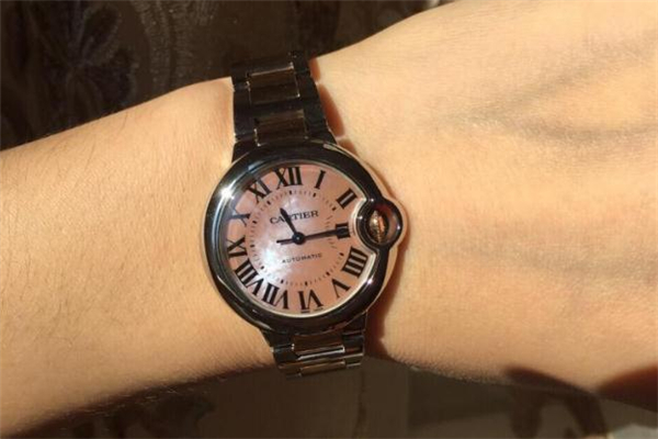 卡地亞藍氣球防水嗎 卡地亞藍氣球魚眼效果是什么意思 卡地亞藍氣球防水嗎 卡地亞藍氣球魚眼效果是什么意思