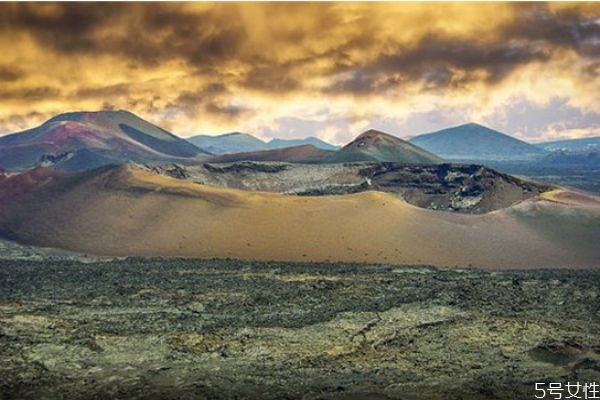 女生談戀愛時(shí)應(yīng)該注意哪些事情 戀愛時(shí)女生要知道的事 女生談戀愛時(shí)應(yīng)該注意哪些事情 戀愛時(shí)女生要知道的事
