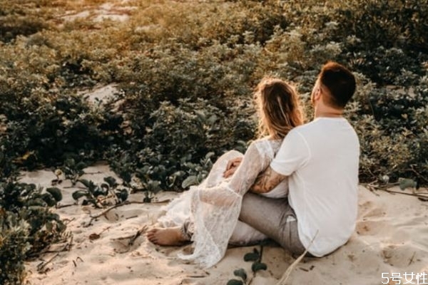 想我了嗎怎么機(jī)智回答 如何調(diào)皮的說(shuō)我想你了