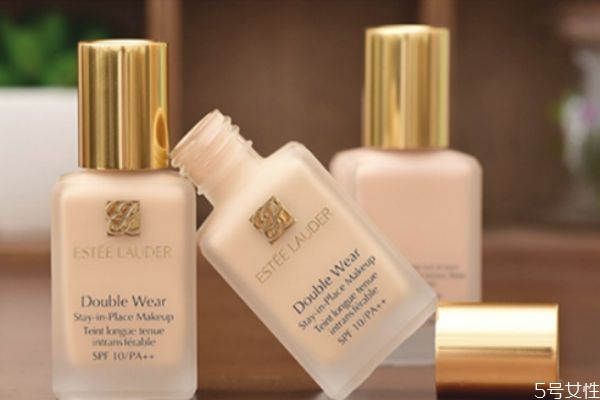 雅詩蘭黛粉底液保質期 雅詩蘭黛粉底液生產日期怎么看