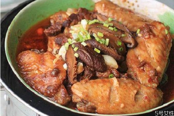冬菇蒸雞翅的做法 冬菇蒸雞翅的營(yíng)養(yǎng)價(jià)值