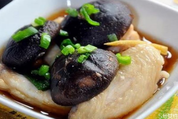 冬菇蒸雞翅的做法 冬菇蒸雞翅的營(yíng)養(yǎng)價(jià)值