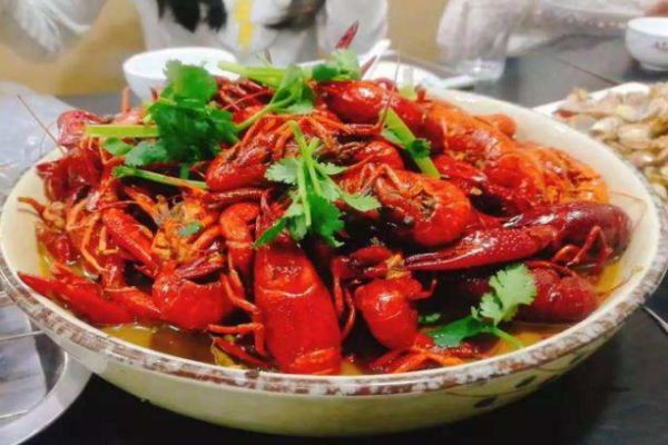 小龍蝦的熱量有多少 吃小龍蝦會(huì)長胖嗎 小龍蝦的熱量有多少 吃小龍蝦會(huì)長胖嗎