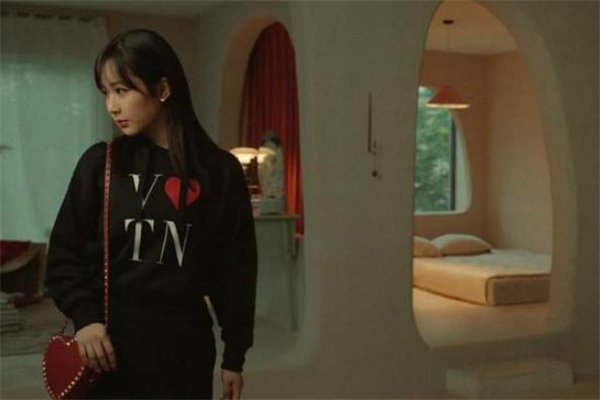 2020華倫天奴七夕限定包包多少錢(qián) valentino七夕愛(ài)心包 2020華倫天奴七夕限定包包多少錢(qián) valentino七夕愛(ài)心包