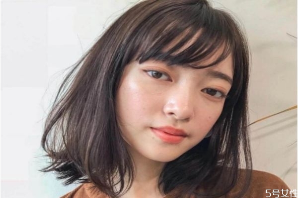 鎖骨發(fā)是不是一定要燙染 剪鎖骨發(fā)需要燙和拉直嗎 鎖骨發(fā)是不是一定要燙染 剪鎖骨發(fā)需要燙和拉直嗎