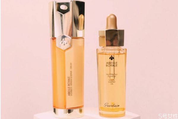 嬌蘭復原蜜適合和雙效精華哪個好 嬌蘭復原蜜和小棕瓶