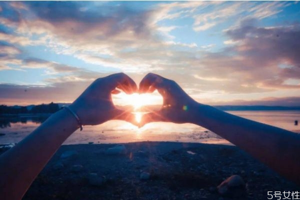 婚外情該每天聯(lián)系嗎 聰明女人做情人的做法 婚外情該每天聯(lián)系嗎 聰明女人做情人的做法