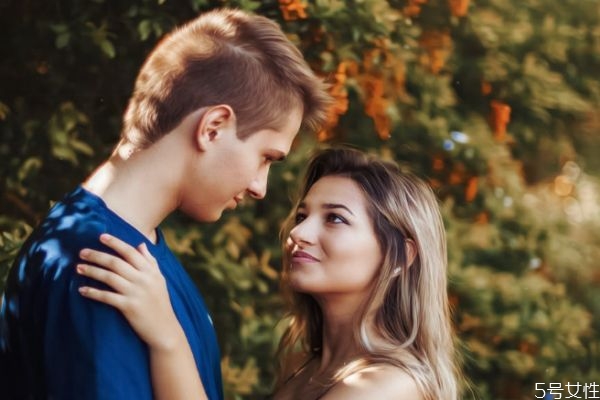 老公對(duì)我越來越冷淡怎么辦 老公冷淡如何處理