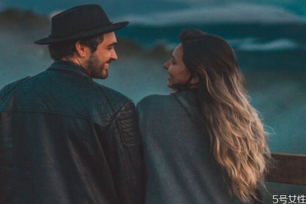 老公對(duì)我越來(lái)越冷淡怎么辦 老公冷淡如何處理