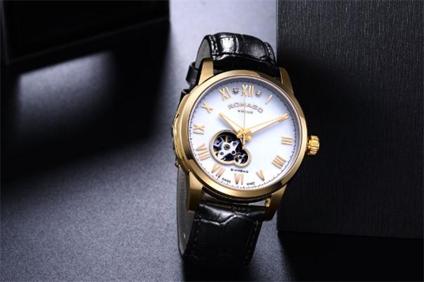 手表表帶兩邊節(jié)數(shù)要對(duì)稱嗎 怎么調(diào)節(jié)手表表帶鋼帶長度 手表表帶兩邊節(jié)數(shù)要對(duì)稱嗎 怎么調(diào)節(jié)手表表帶鋼帶長度