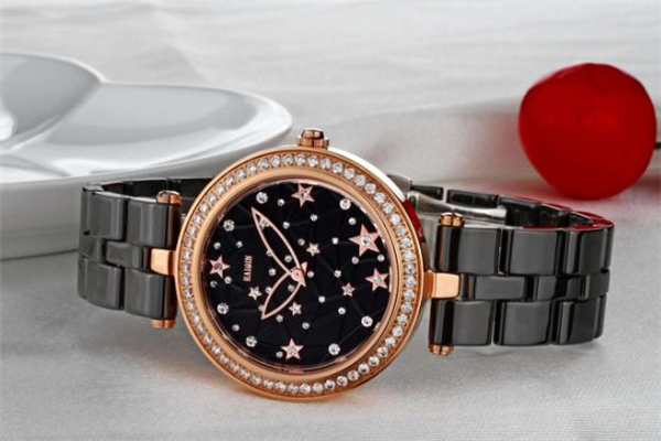 手表表帶兩邊節(jié)數(shù)要對(duì)稱嗎 怎么調(diào)節(jié)手表表帶鋼帶長度 手表表帶兩邊節(jié)數(shù)要對(duì)稱嗎 怎么調(diào)節(jié)手表表帶鋼帶長度