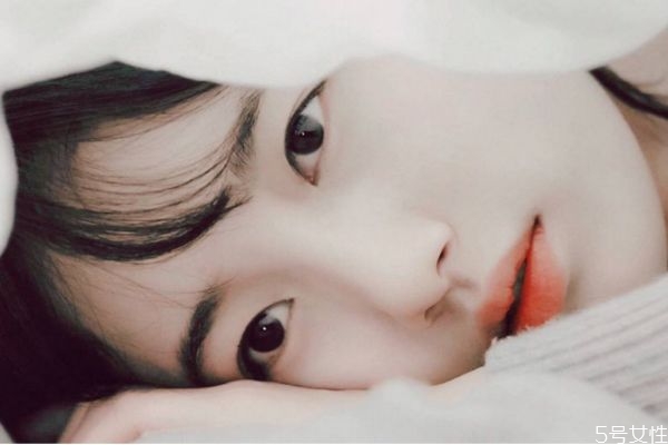 豐額頭什么年齡適合做 什么人適合做豐額頭手術