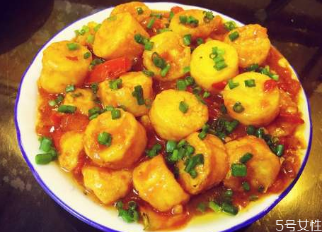 日本豆腐可以直接炸嗎 日本豆腐怎么炸不會碎 日本豆腐可以直接炸嗎 日本豆腐怎么炸不會碎