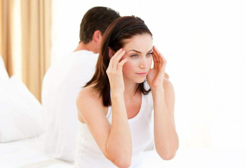 排卵期出血會影響月經(jīng)推遲嗎 排卵期出血可以同房嗎 排卵期出血會影響月經(jīng)推遲嗎 排卵期出血可以同房嗎