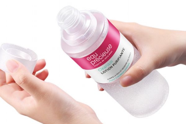 爽膚水用完要洗臉嗎 爽膚水一天可以用幾次 爽膚水用完要洗臉嗎 爽膚水一天可以用幾次