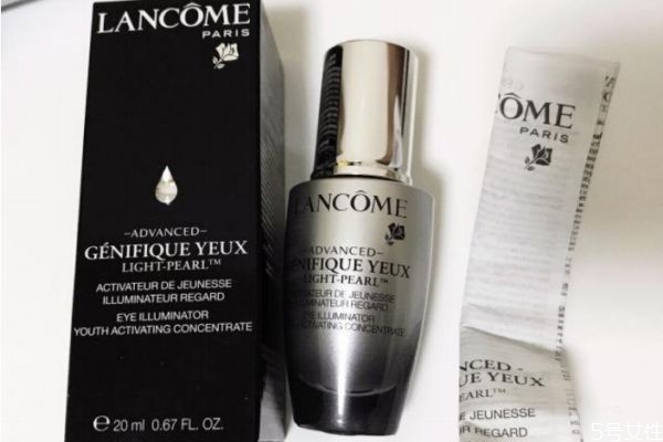 肌底液是干嘛用的 用了肌底液還要用精華液嗎 肌底液是干嘛用的 用了肌底液還要用精華液嗎