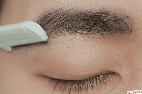 沒有修眉刀怎么修眉毛 教你如何修整眉形 沒有修眉刀怎么修眉毛 教你如何修整眉形
