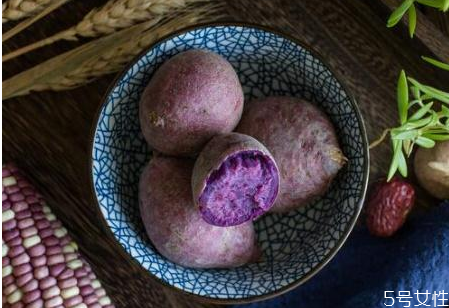 紫薯和玉米哪個(gè)更減肥 什么樣的人不適合吃紫薯 紫薯和玉米哪個(gè)更減肥 什么樣的人不適合吃紫薯