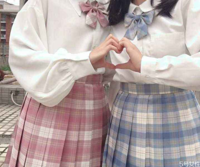 jk風(fēng)最近為什么會(huì)火 盤點(diǎn)jk制服小萌款