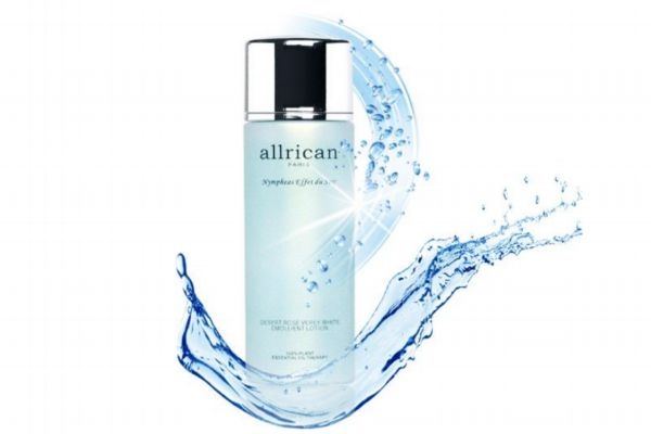 化妝前可以用爽膚水嗎 化妝前用爽膚水還是保濕水