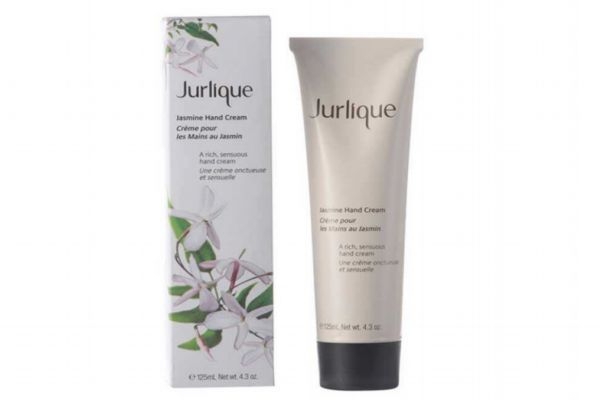 護手霜長期使用手會變香嗎 護手霜含香精有傷害嗎