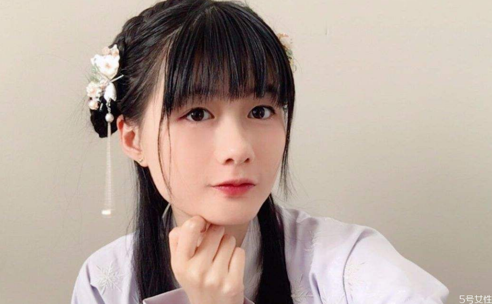 漢服編發(fā)教程 簡單易學的漢服發(fā)型 漢服編發(fā)教程 簡單易學的漢服發(fā)型