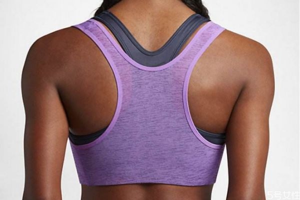 運(yùn)動內(nèi)衣多久換一次比較好 運(yùn)動內(nèi)衣為什么會發(fā)霉 運(yùn)動內(nèi)衣多久換一次比較好 運(yùn)動內(nèi)衣為什么會發(fā)霉