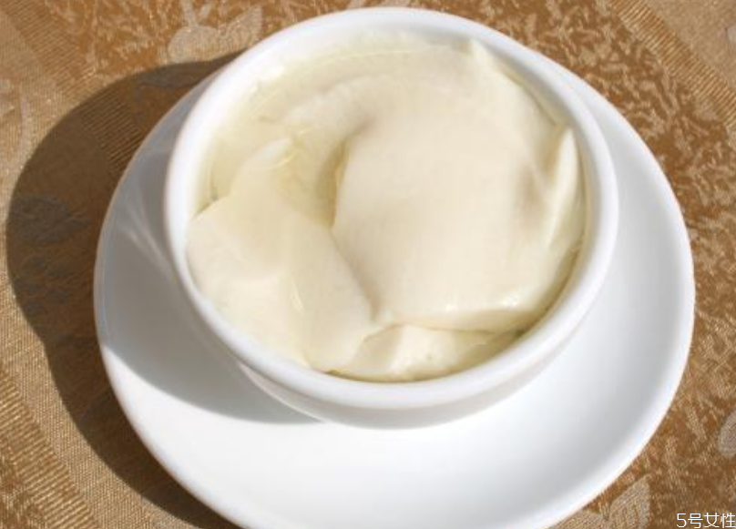 寶寶多大可以喝豆腐腦 寶寶吃豆腐腦要注意什么 寶寶多大可以喝豆腐腦 寶寶吃豆腐腦要注意什么