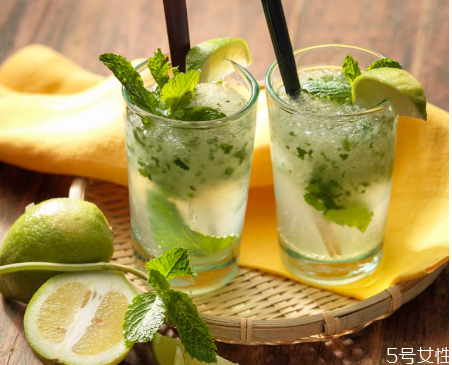 mojito雞尾酒的寓意 mojito雞尾酒的調(diào)配方法 mojito雞尾酒的寓意 mojito雞尾酒的調(diào)配方法