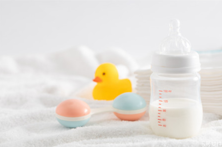 給寶寶食用海淘食品有哪些風(fēng)險(xiǎn) 兒童專用食品真的適合孩子嗎 給寶寶食用海淘食品有哪些風(fēng)險(xiǎn) 兒童專用食品真的適合孩子嗎