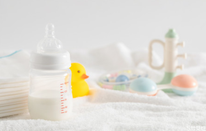 給寶寶食用海淘食品有哪些風(fēng)險(xiǎn) 兒童專用食品真的適合孩子嗎 給寶寶食用海淘食品有哪些風(fēng)險(xiǎn) 兒童專用食品真的適合孩子嗎