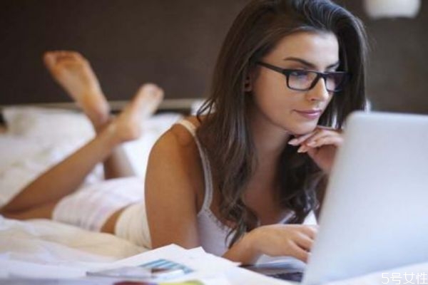 網(wǎng)戀如何知道對方是不是騙你 網(wǎng)戀可以奔現(xiàn)嗎 網(wǎng)戀如何知道對方是不是騙你 網(wǎng)戀可以奔現(xiàn)嗎