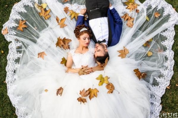 離婚要想清楚這三個(gè)問(wèn)題 對(duì)準(zhǔn)備離婚女人的忠告 離婚要想清楚這三個(gè)問(wèn)題 對(duì)準(zhǔn)備離婚女人的忠告