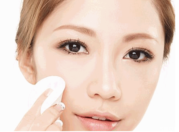 只涂bb霜不定妝可以嗎 氣墊bb和bb霜哪個更持久 只涂bb霜不定妝可以嗎 氣墊bb和bb霜哪個更持久