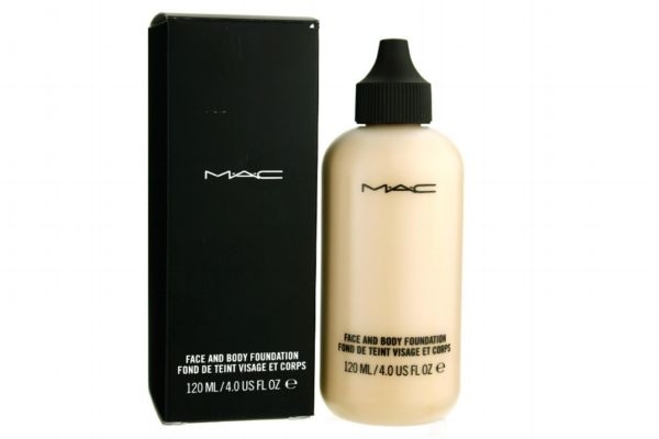 粉底液一次用多少毫升 粉底液一泵是按到底嗎 粉底液一次用多少毫升 粉底液一泵是按到底嗎