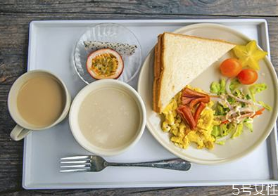 早餐吃多了會(huì)不會(huì)長胖 減肥吃早飯會(huì)胖嗎