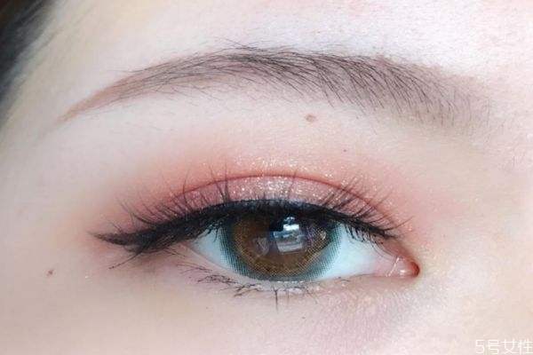 眼影為什么不上色 眼影為什么會發(fā)霉 眼影為什么不上色 眼影為什么會發(fā)霉