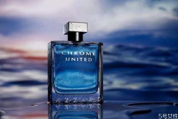 高檔香水和普通香水有什么區(qū)別 好的香水和差的區(qū)別 高檔香水和普通香水有什么區(qū)別 好的香水和差的區(qū)別