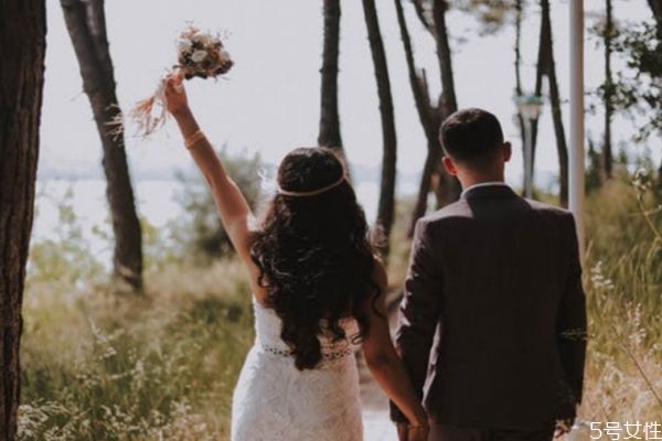 對(duì)自己老公產(chǎn)生厭惡感 內(nèi)心越來(lái)越嫌棄老公怎么辦