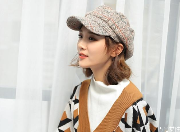 不同發(fā)型適合什么帽子 如何防止戴帽子把發(fā)型壓扁 不同發(fā)型適合什么帽子 如何防止戴帽子把發(fā)型壓扁