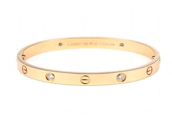 卡地亞手鐲什么顏色好看 卡地亞手鐲有鉆和無鉆哪個好